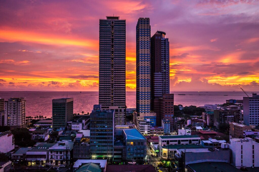 Moving to the Philippines - Image of Manila